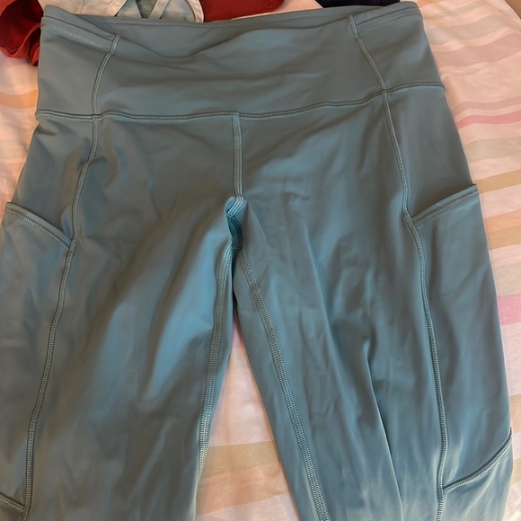 lulu leggings :) - Picture 1 of 2